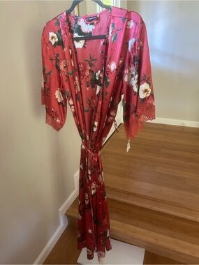 INC International Concepts Floral Satin Kimono Robe NWT Women’s M Lace Bridal